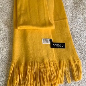 H&M Divided Yellow Scarf